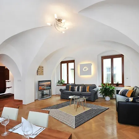 Apartament Aplend City Main Square *