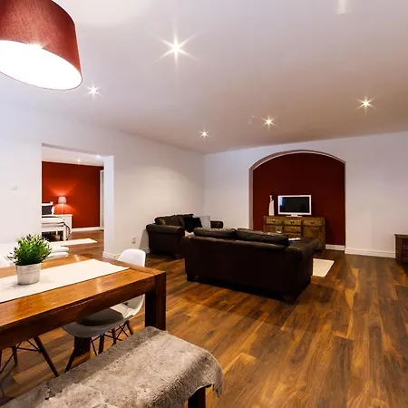 Aplend City Main Square Apartament *